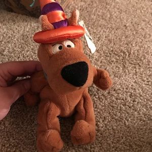Scooby-Doo stuffed toy